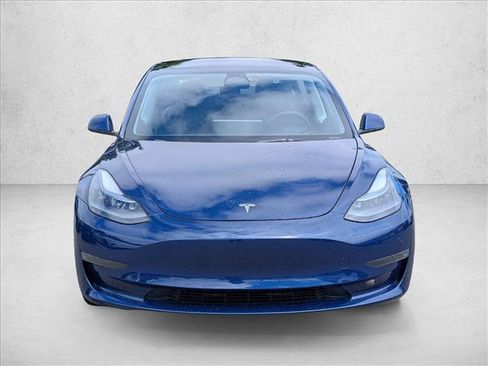 Used 2023 Tesla Model 3 Standard Range RWD image 2