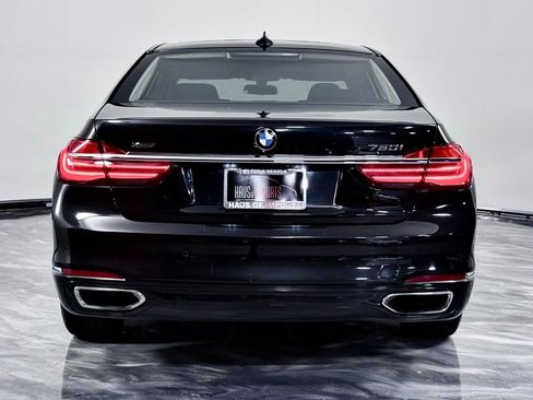Used 2018 BMW 750i xDrive AWD/4WD image 8