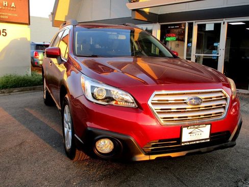 Used 2015 Subaru Outback 2.5i Premium AWD/4WD image 6
