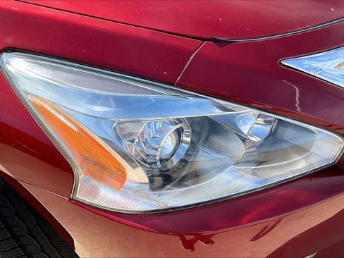 Used 2013 Nissan Altima 2.5 S FWD image 25