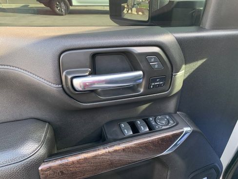 Used 2023 GMC Sierra 2500 Denali w/ Denali Ultimate Package image 20