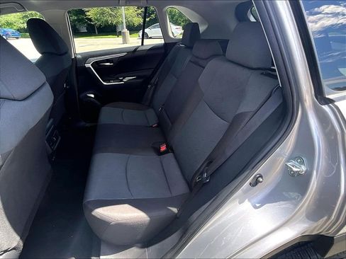 Used 2025 Toyota RAV4 XLE AWD/4WD image 15