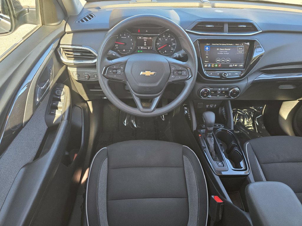 Used 2023 Chevrolet TrailBlazer LT w/ Convenience Package AWD/4WD image 29