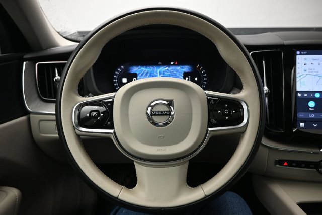 Used 2024 Volvo XC60 B5 Plus w/ Protection Package Premier AWD/4WD image 23