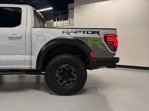 Used 2025 Ford F150 Raptor w/ Equipment Group 803A Raptor R AWD/4WD image 5