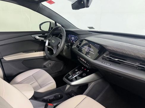 Used 2025 Audi Q4 e-tron Premium w/ Convenience Package RWD image 35