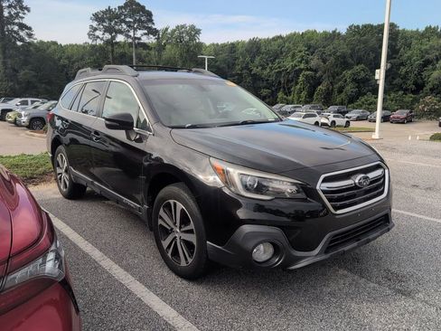 Used 2019 Subaru Outback 2.5i Limited AWD/4WD image 1