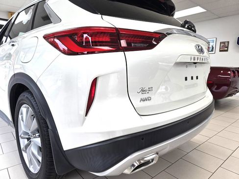 Used 2021 INFINITI QX50 Luxe w/ Cargo Package image 14