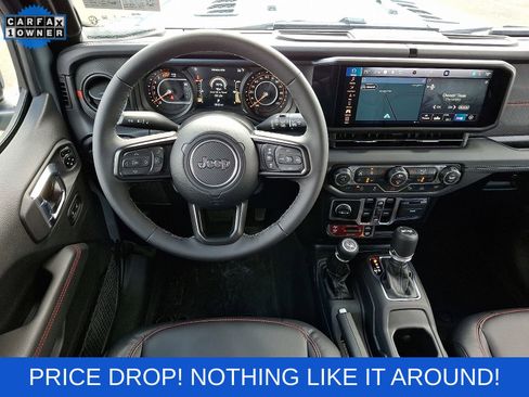 Used 2026 Jeep Wrangler Unlimited Rubicon image 13