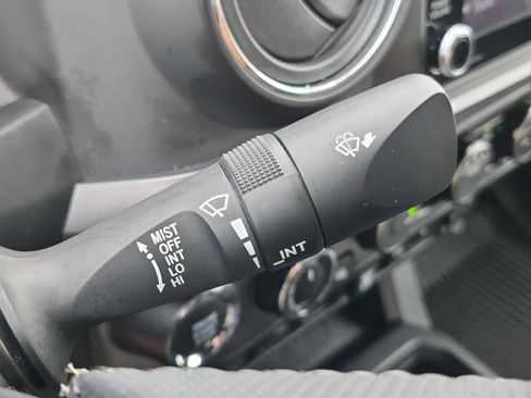 Used 2023 Toyota Tacoma TRD Off-Road AWD/4WD image 25