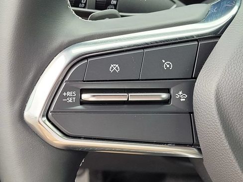 Used 2024 Chevrolet Blazer EV LT AWD/4WD image 24