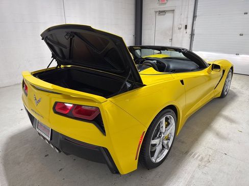 Used 2014 Chevrolet Corvette Stingray Convertible w/ 2LT Preferred Equipment Group image 33