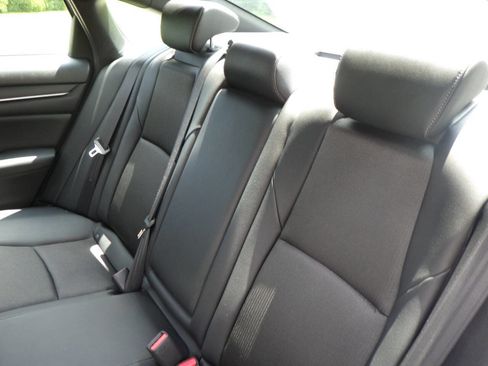 Used 2019 Honda Accord Sport image 14