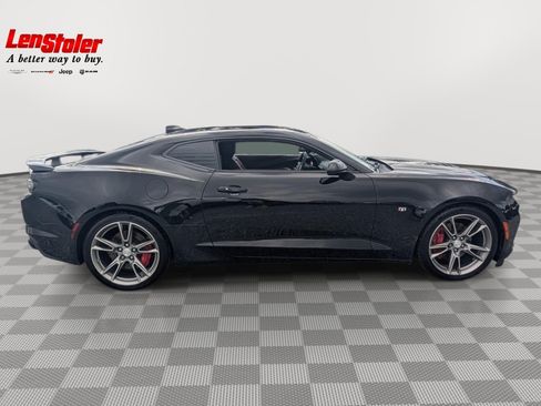 Used 2020 Chevrolet Camaro SS RWD image 6