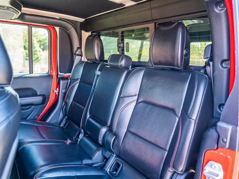 Used 2023 Jeep Gladiator Rubicon w/ LED Lighting Group image 20