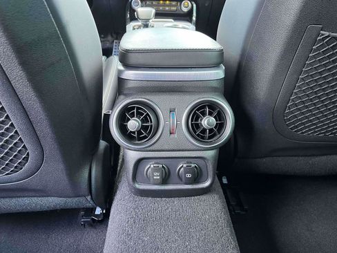 Used 2022 Kia Stinger GT2 image 4