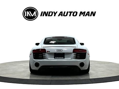 Used 2015 Audi R8 V8 w/ Extended Leather Package AWD/4WD image 5