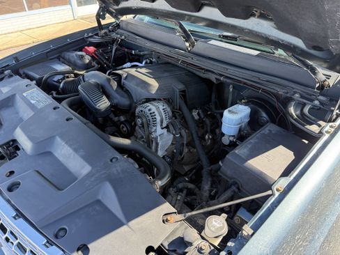 Used 2010 GMC Sierra 1500 SLE image 36