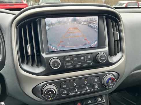 Used 2016 Chevrolet Colorado Z71 image 19