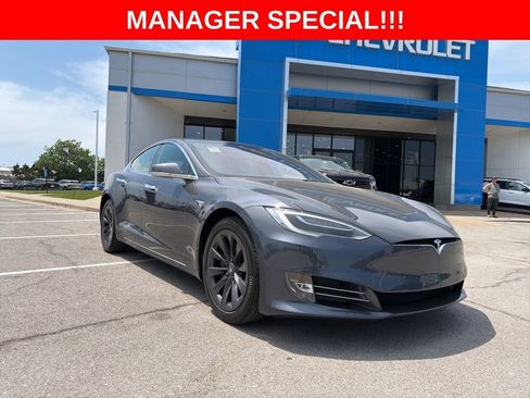 Used 2019 Tesla Model S 100D AWD/4WD image 1