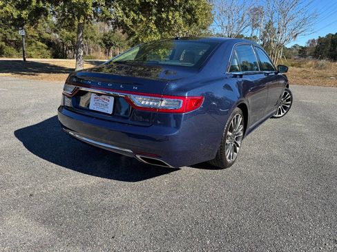 Used 2017 Lincoln Continental Reserve w/ Technology Package image 35