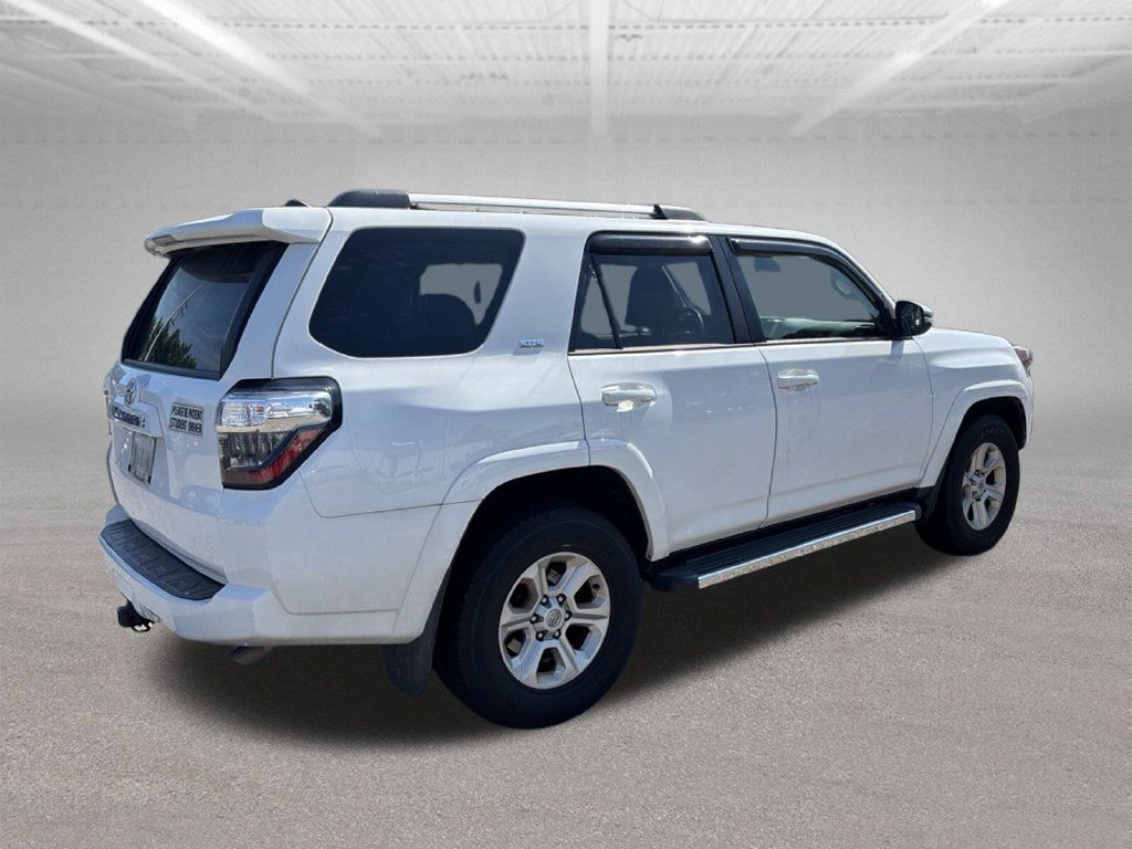 Used 2020 Toyota 4Runner SR5 Premium w/ Moonroof Package RWD image 3