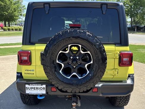Used 2023 Jeep Wrangler Unlimited Rubicon 4xe w/ Cold Weather Group AWD/4WD image 5