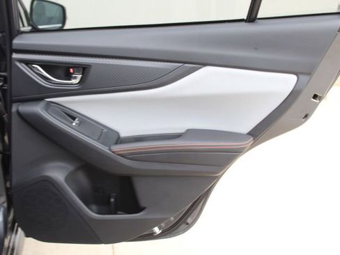 Used 2023 Subaru Crosstrek 2.5i Limited w/ Moonroof Package image 36