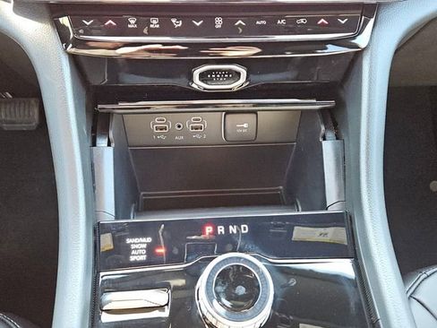 New 2026 Jeep Grand Cherokee Limited image 10