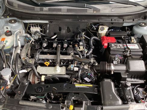 Certified 2024 Nissan Kicks SR w/ SR Premium Package FWD image 40
