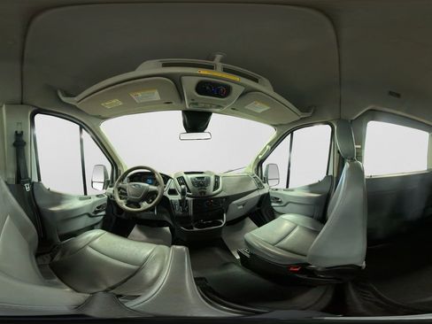 Used 2016 Ford Transit 150 XL RWD image 45