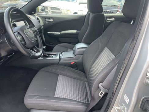 Used 2023 Dodge Charger SXT w/ Blacktop Package AWD/4WD image 16