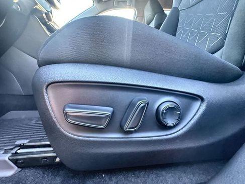 New 2025 Toyota RAV4 XLE image 21