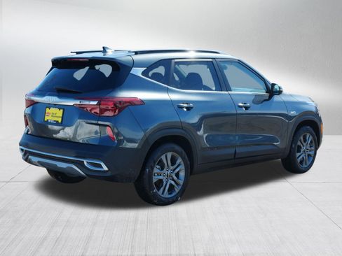 Certified 2023 Kia Seltos S image 7