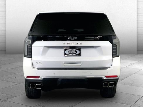 Used 2025 Chevrolet Tahoe High Country w/ Sun And Tow Package AWD/4WD image 3