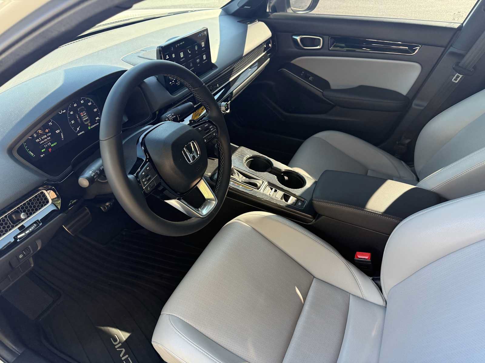 Used 2025 Honda Civic Sport Touring image 10