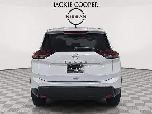 New 2026 Nissan Rogue SV w/ Cold Weather Package FWD image 6