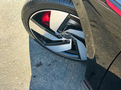 Used 2024 Volkswagen GTI S image 11
