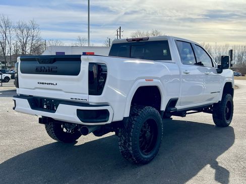 New 2026 GMC Sierra 3500 Denali w/ Denali Reserve Package image 7