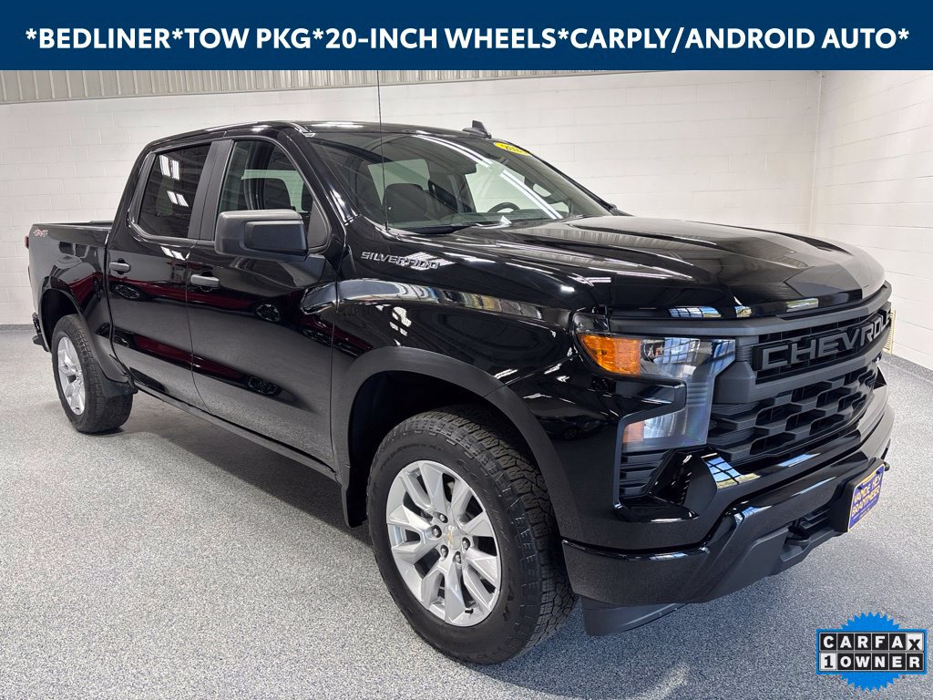 Used 2024 Chevrolet Silverado 1500 Custom AWD/4WD image 1