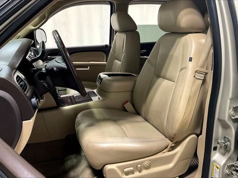 Used 2014 GMC Yukon Denali image 25