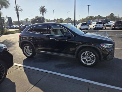 Certified 2022 Mercedes-Benz GLA 250 4MATIC image 5