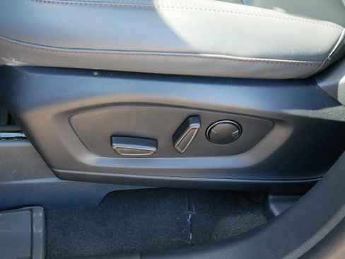 Used 2026 Ford Explorer Active w/ Active Comfort Package AWD/4WD image 19