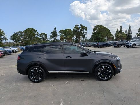 Certified 2026 Kia Sportage SX FWD image 9