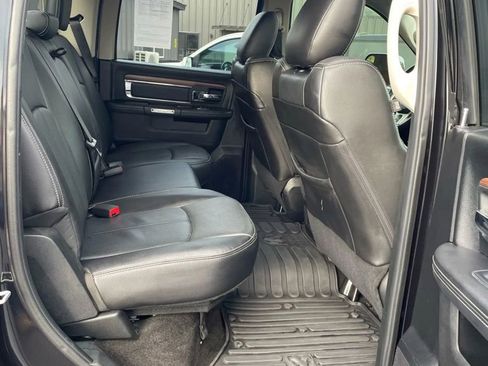 Used 2018 RAM 1500 Laramie image 11