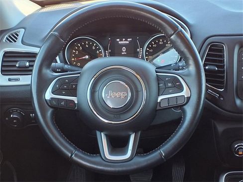 Used 2018 Jeep Compass Latitude w/ Safe & Security Group image 21