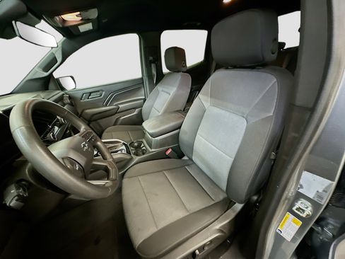 Used 2024 Chevrolet Colorado Trail Boss w/ Technology Package image 13