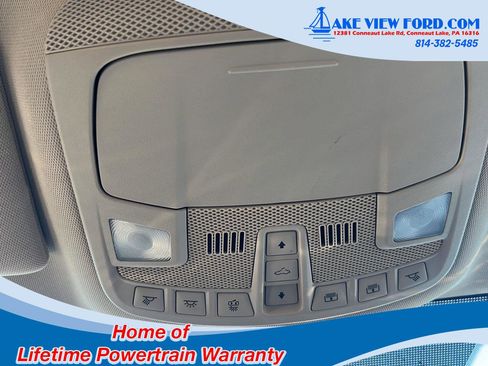 Used 2018 Lincoln MKC Select image 40