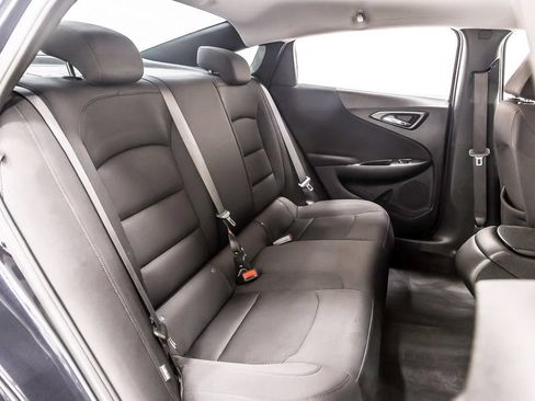 Used 2022 Chevrolet Malibu LS FWD image 36