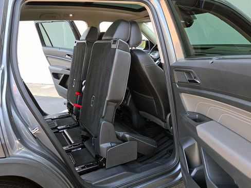 Certified 2023 Volkswagen Atlas SEL R-Line AWD/4WD image 56